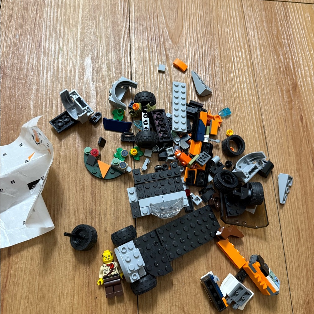 Lego pieces around 200 pieces